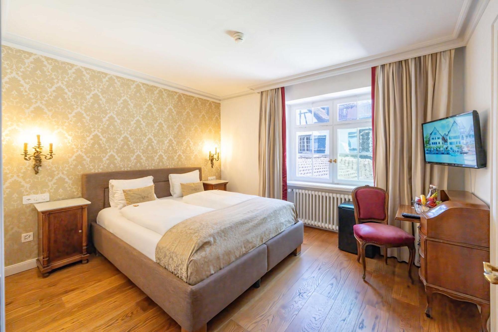 Hotel Porto Sofie Готтлібен Екстер'єр фото